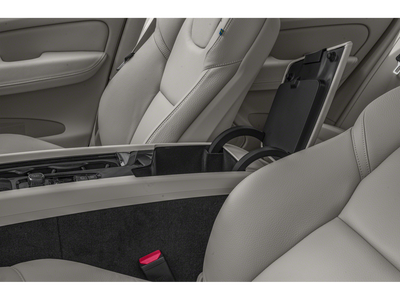 2020 Volvo XC60 T5 R-Design