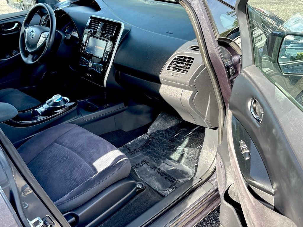 2013 Nissan Leaf SV