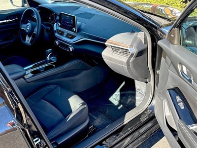 2023 Nissan Altima SV