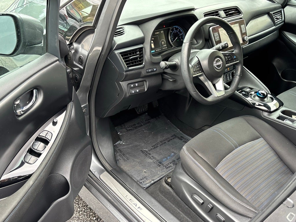 2023 Nissan Leaf SV Plus