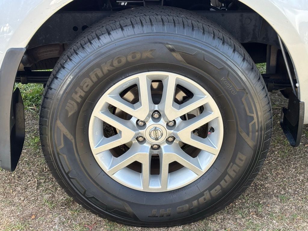 2020 Nissan Frontier SV