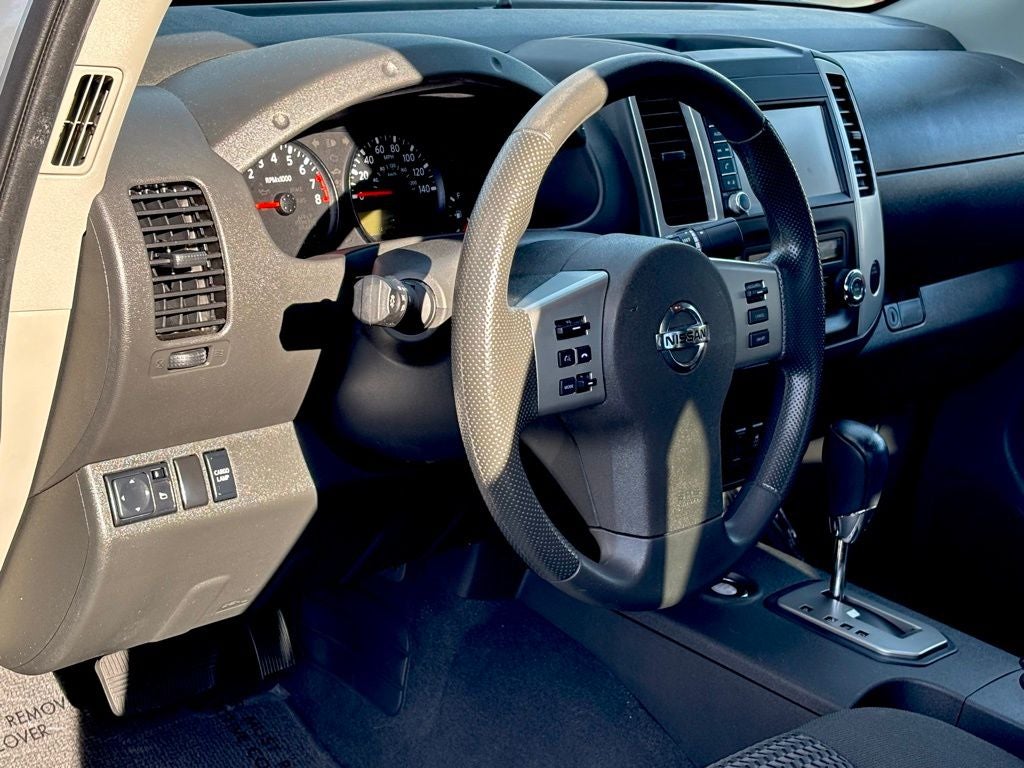 2020 Nissan Frontier SV