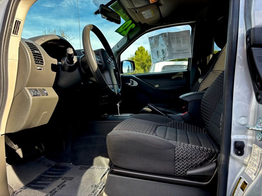 2020 Nissan Frontier SV