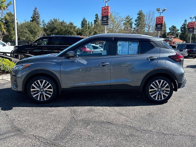 2021 Nissan Kicks SV