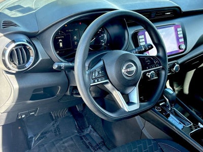 2023 Nissan Kicks SV