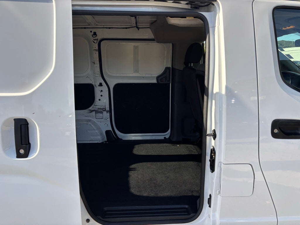 2021 Nissan NV200 S