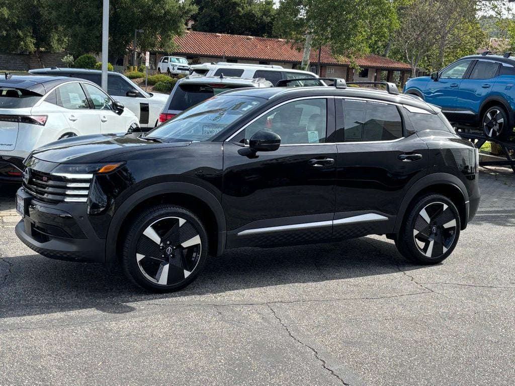 2025 Nissan Kicks SR