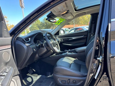 2022 INFINITI QX50 LUXE FWD