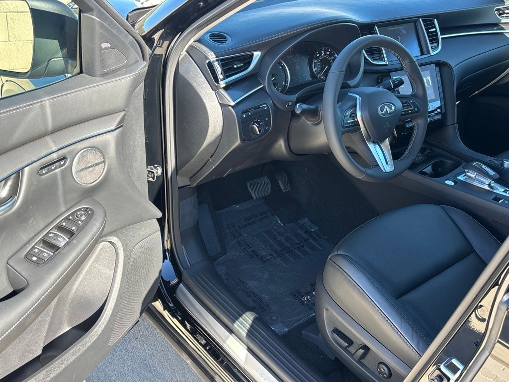 2025 INFINITI QX50 LUXE AWD