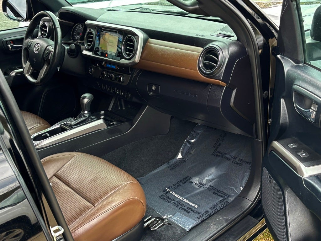 2016 Toyota Tacoma Limited V6