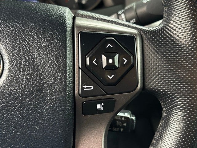 2016 Toyota Tacoma Limited V6