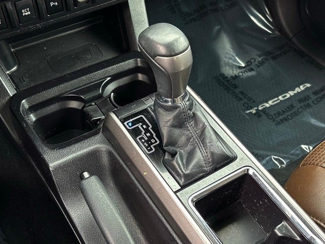 2016 Toyota Tacoma Limited V6