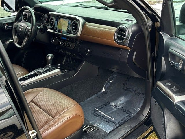 2016 Toyota Tacoma Limited V6