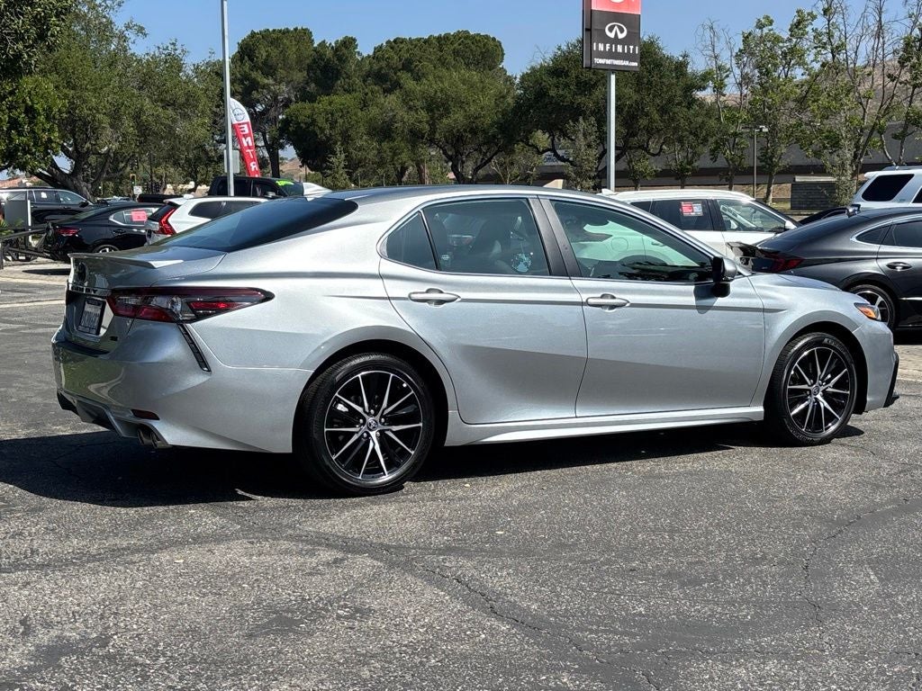 2024 Toyota Camry SE