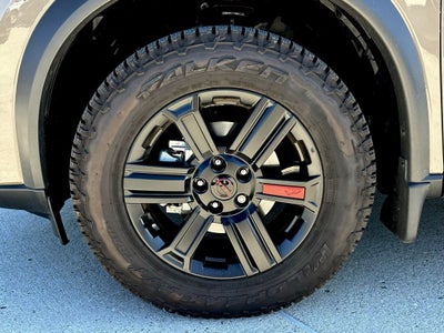 2025 Nissan Rogue Rock Creek®