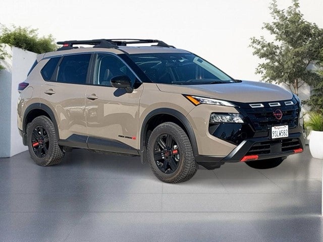 2025 Nissan Rogue Rock Creek®