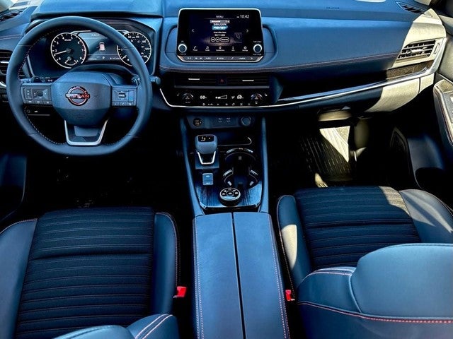 2025 Nissan Rogue Rock Creek®