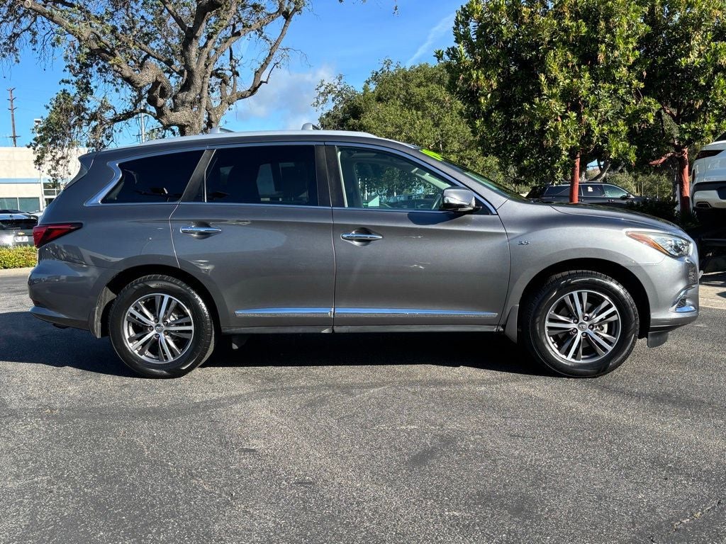 2019 INFINITI QX60 LUXE FWD