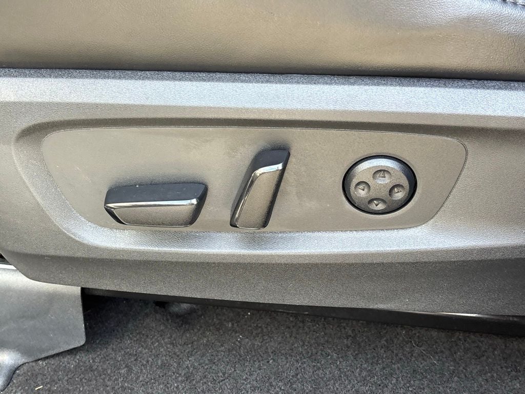 2023 INFINITI QX60 LUXE FWD