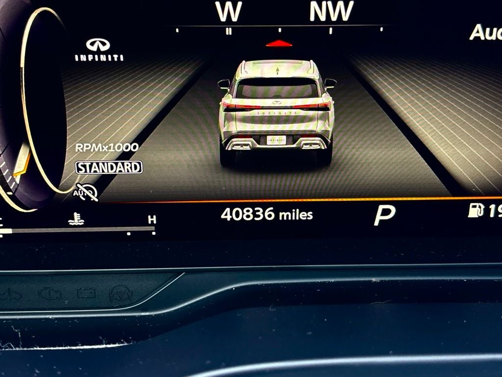 2023 INFINITI QX60 LUXE FWD