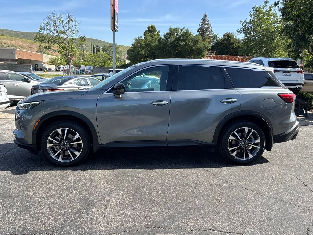 2023 INFINITI QX60 LUXE FWD