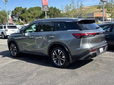 2023 INFINITI QX60 LUXE FWD