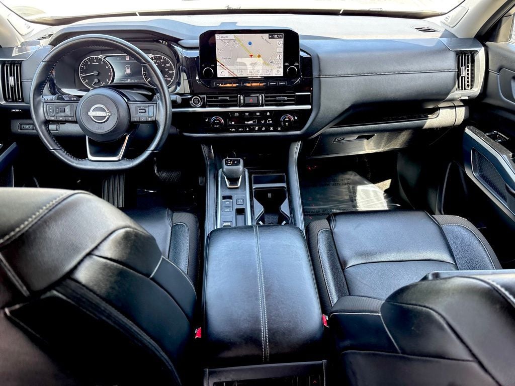 2024 Nissan Pathfinder SL