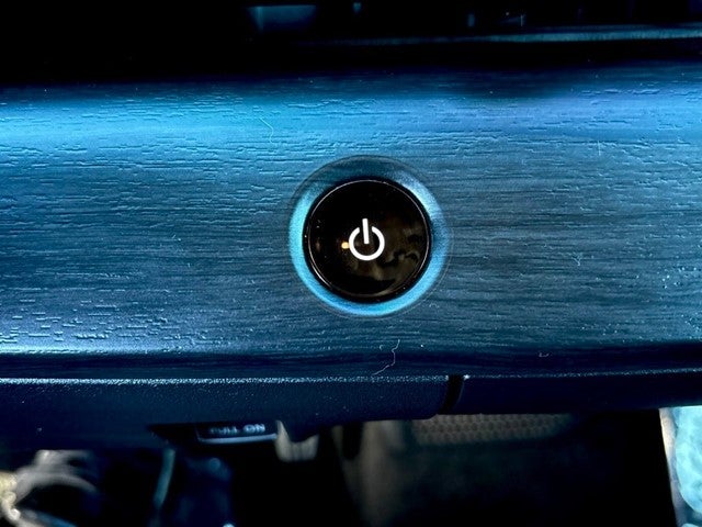 2024 Nissan Ariya ENGAGE