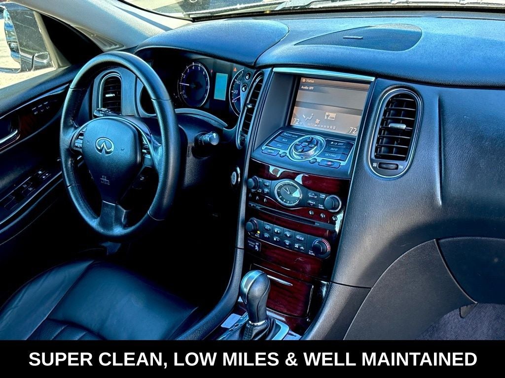 2016 INFINITI QX50 Base