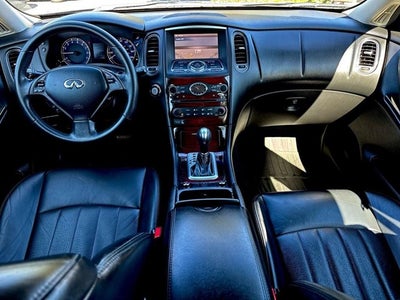 2016 INFINITI QX50 Base