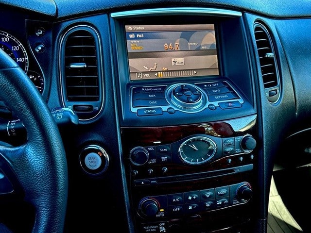 2016 INFINITI QX50 Base