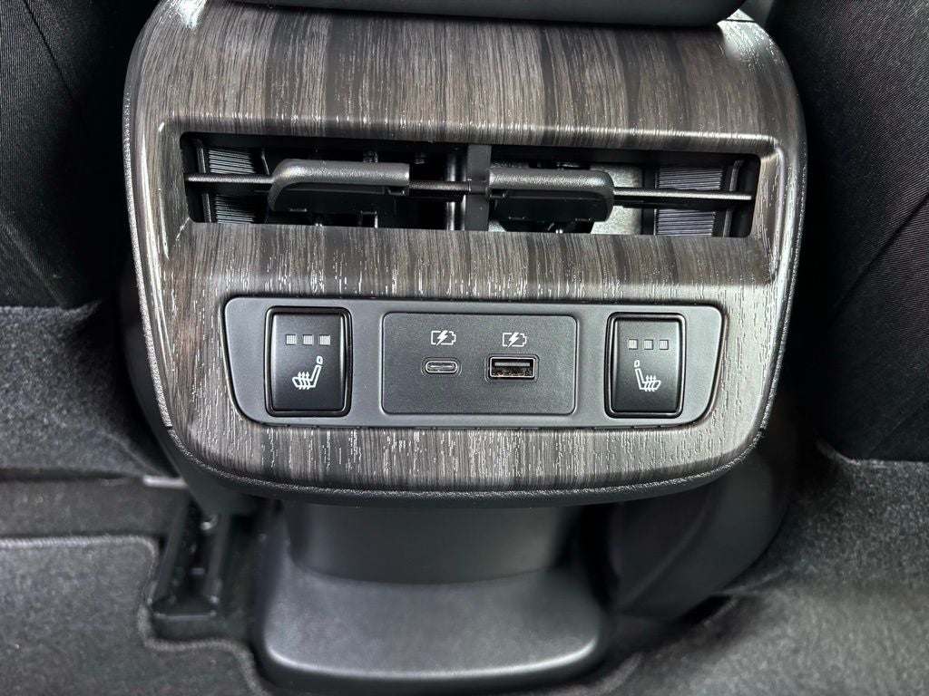 2024 Nissan Ariya ENGAGE e-4ORCE