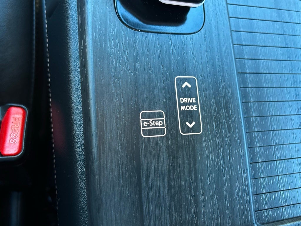 2024 Nissan Ariya ENGAGE e-4ORCE