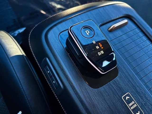 2024 Nissan Ariya ENGAGE e-4ORCE