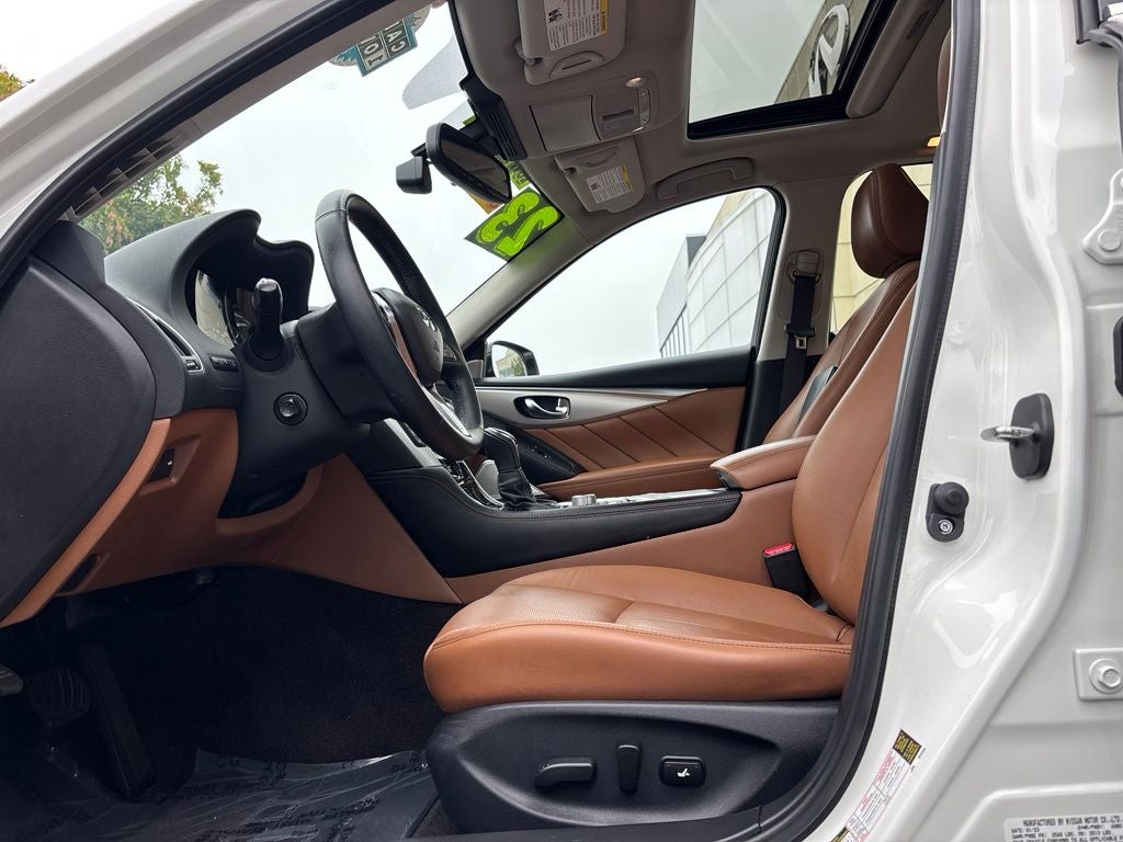 2023 INFINITI Q50 LUXE RWD
