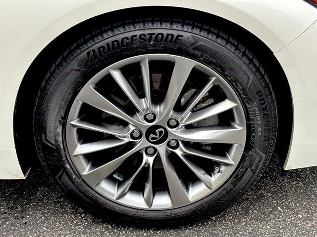 2023 INFINITI Q50 LUXE RWD