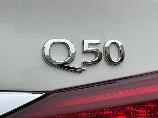 2023 INFINITI Q50 LUXE RWD