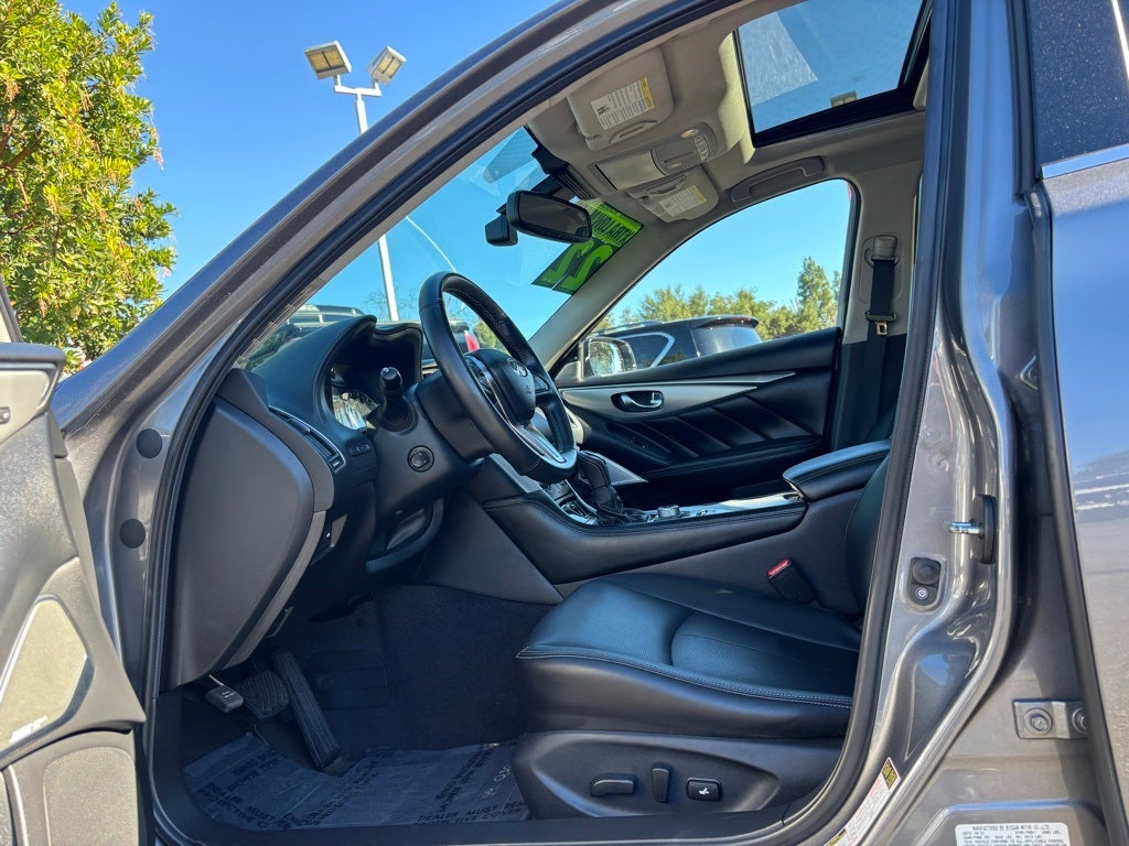 2022 INFINITI Q50 LUXE RWD