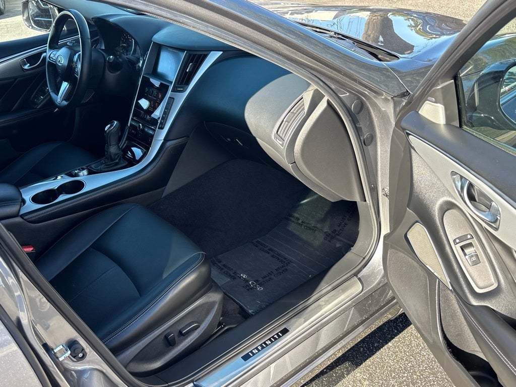 2022 INFINITI Q50 LUXE RWD