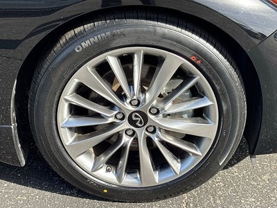 2023 INFINITI Q50 LUXE RWD