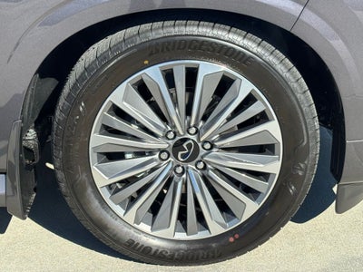 2026 INFINITI QX80 Luxe 4WD