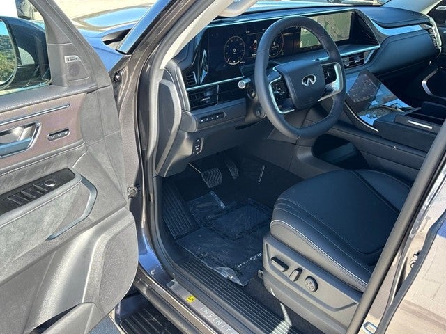 2026 INFINITI QX80 Luxe 4WD