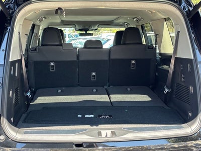 2026 INFINITI QX80 Luxe 4WD