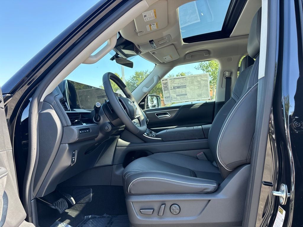 2026 INFINITI QX80 Luxe 4WD