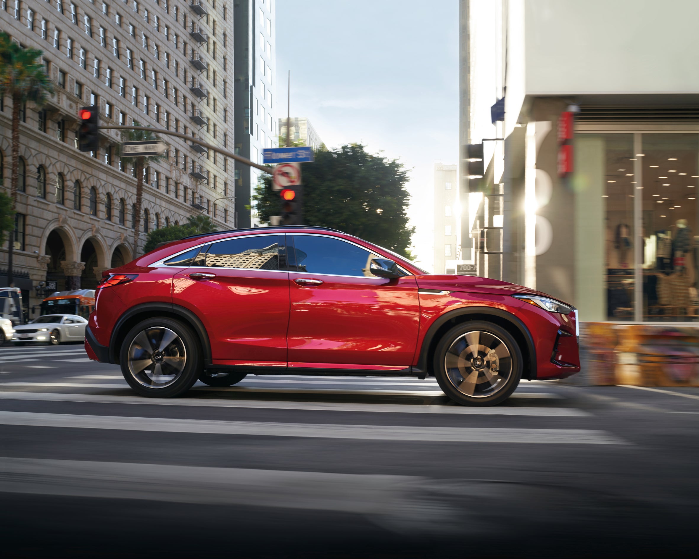 Infiniti QX55 model front view